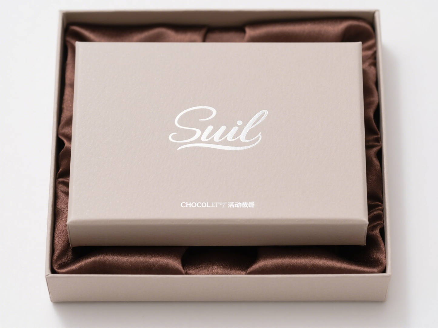 Rigid Velvet Chocolate Packaging Box Bonbon Gift Box for Dessert Storage and Holiday or Celebration Gift Display