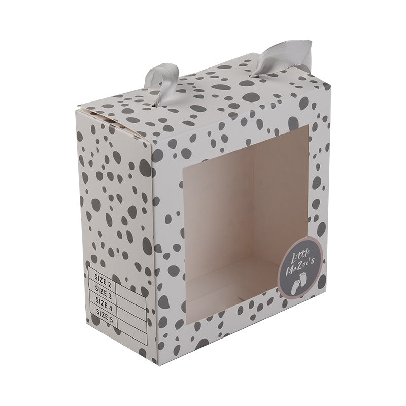 Eco-Friendly Foldable Kraft Paper Box for Wedding Jewelry Storage and Gift Display Scene Gift Jewelry Packaging Paper Box