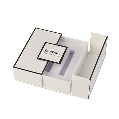 Custom logo Embossed Paper Parfum Boxes Handmade Flip Magnetic10 30 50 100ml Empty Luxury Gift Perfume Box Packaging